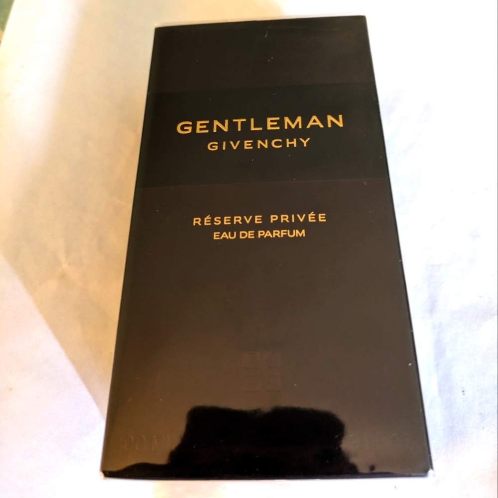 New Givenchy Gentleman reserve privee
